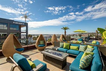 Sky lounge